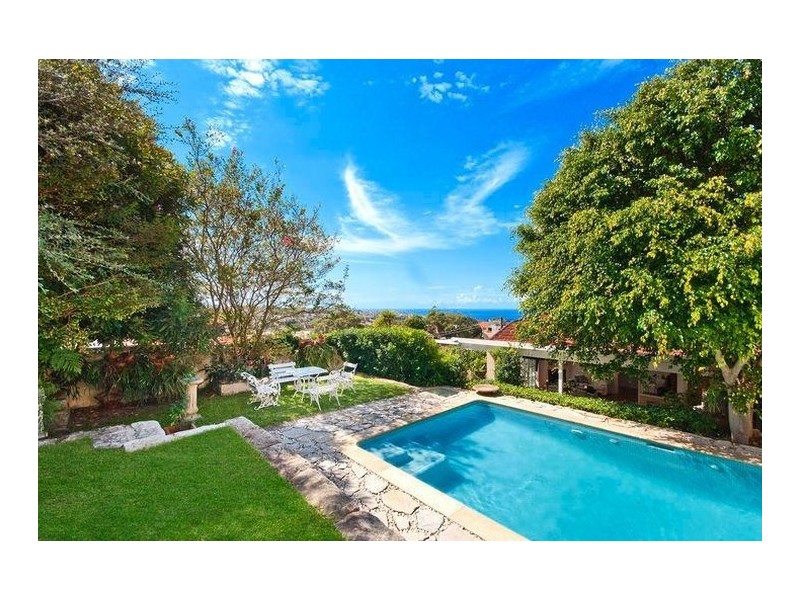 4 Byron Street, Coogee NSW 2034