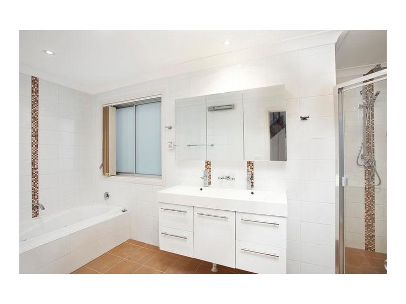 41 Universal Street, Eastlakes NSW 2018