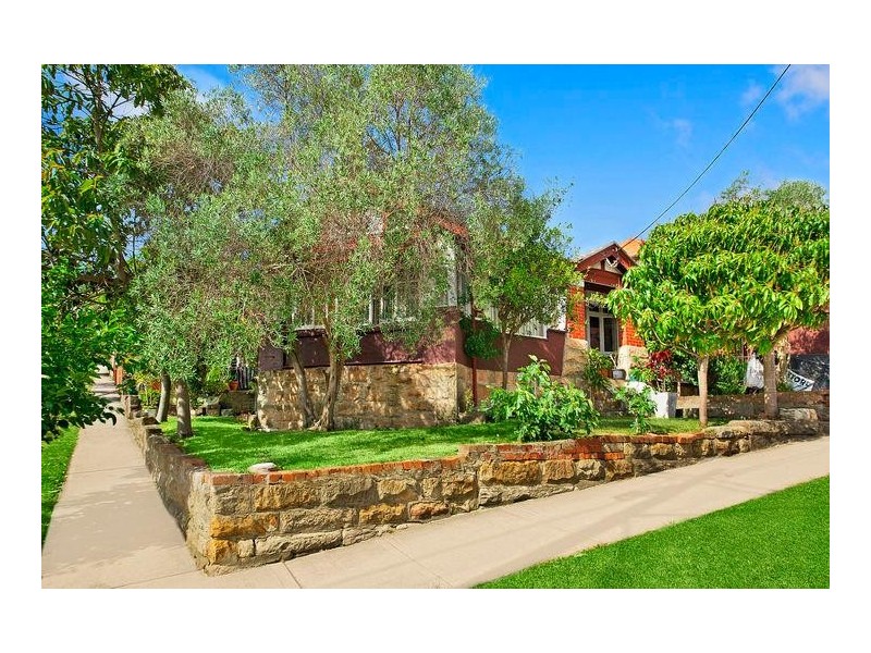 11 Thomas Street, Coogee NSW 2034