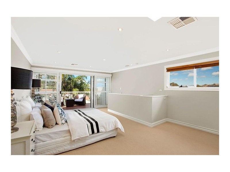 157 Carrington Road, Coogee NSW 2034