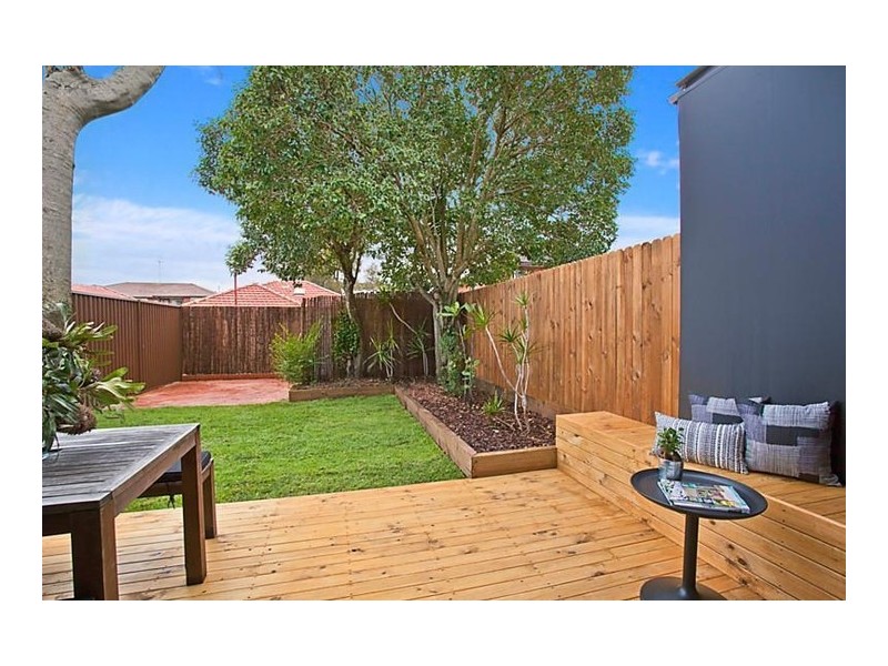 44 Universal Street, Eastlakes NSW 2018