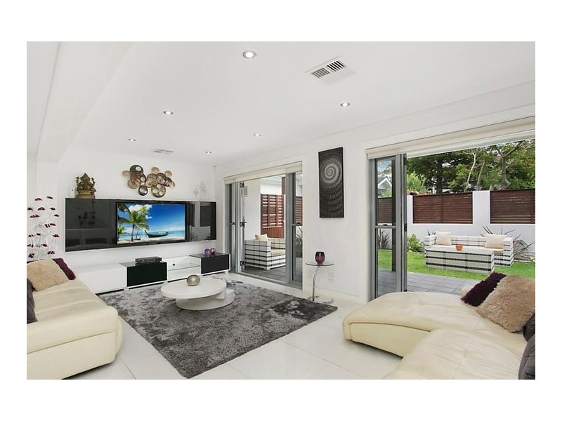 6 Ellery Place, Dolans Bay NSW 2229