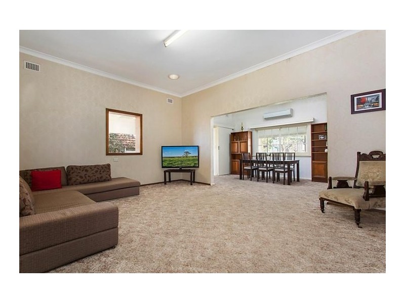 27 Dans Avenue, Coogee NSW 2034