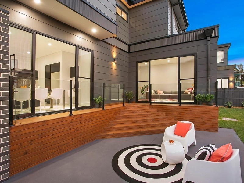 4 Caley Street, Chifley NSW 2036