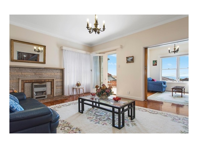 64 Beach Street, Coogee NSW 2034