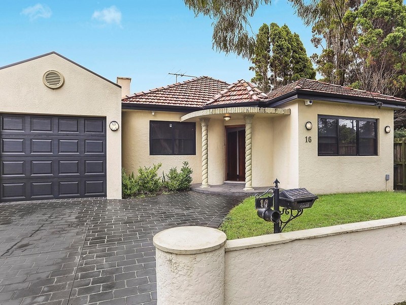 16 Towner Gardens, Pagewood NSW 2035