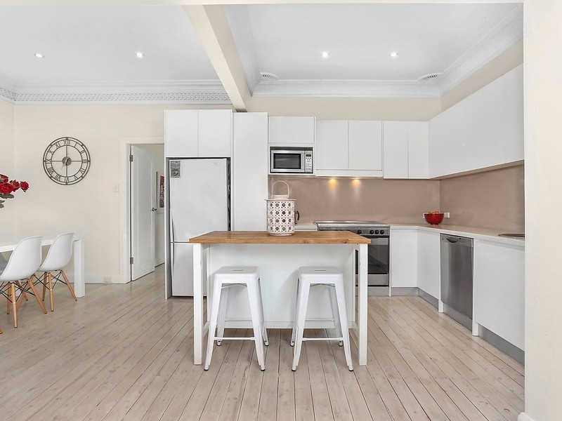 104 Tenterden Road, Botany NSW 2019