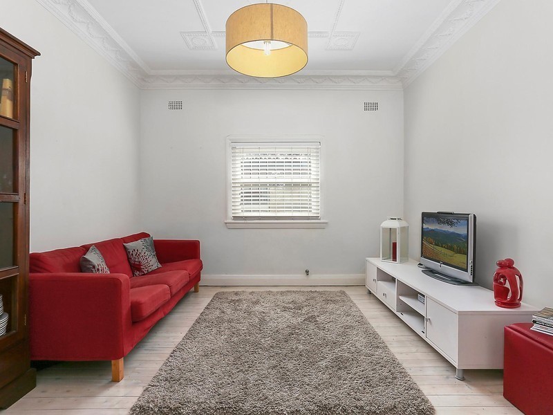 104 Tenterden Road, Botany NSW 2019
