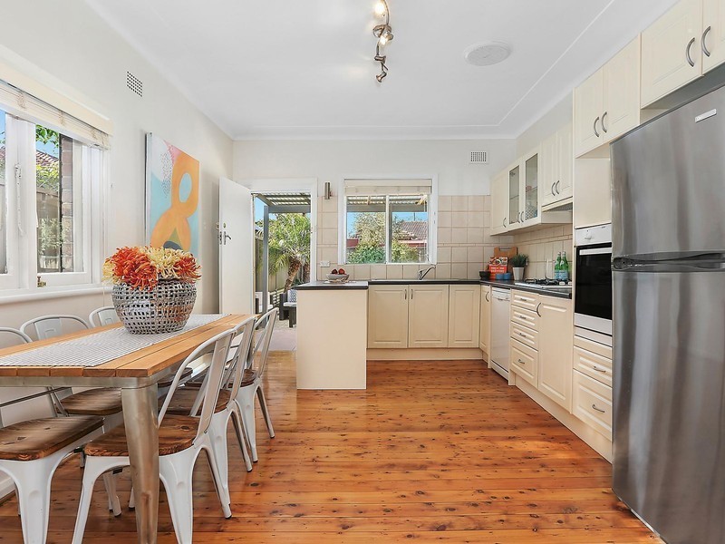 17 Flora Street, Mascot NSW 2020