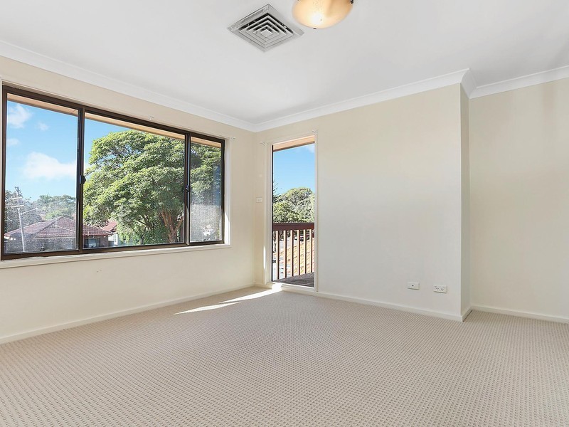 8 King Street, Eastlakes NSW 2018