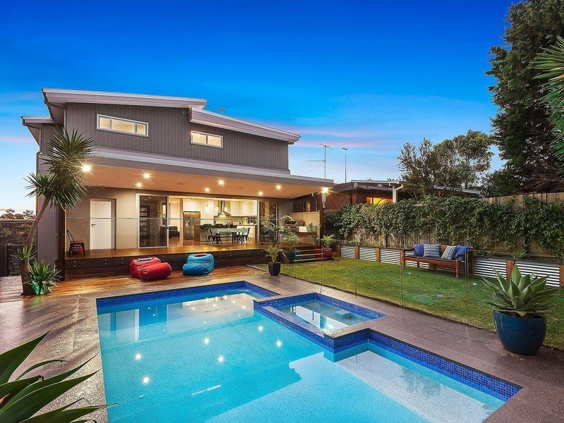 57 Hastings Avenue, Chifley NSW 2036