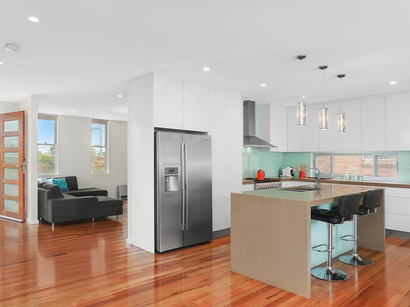 57 Hastings Avenue, Chifley NSW 2036