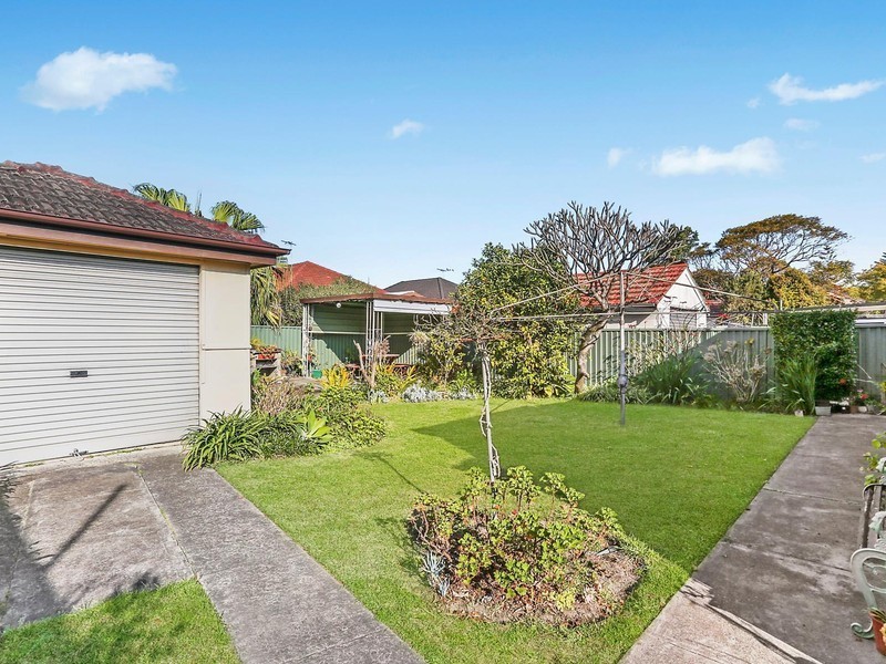 7 Walker Avenue, Mascot NSW 2020