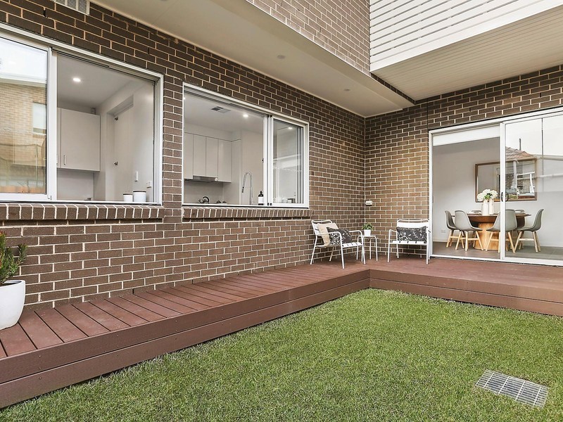 26 Livingstone Avenue, Botany NSW 2019