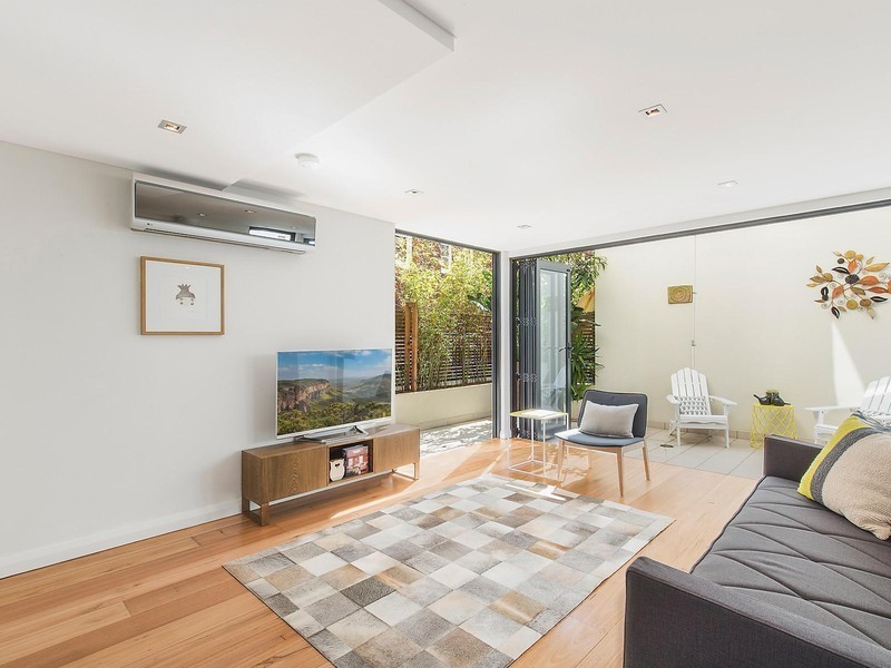 1/12 Warners Avenue, North Bondi NSW 2026