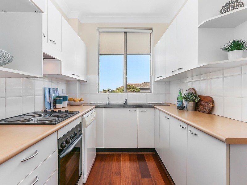 12/19 Byron Street, Coogee NSW 2034