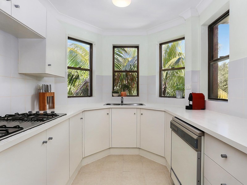 31/4 Edgecumbe Avenue, Coogee NSW 2034