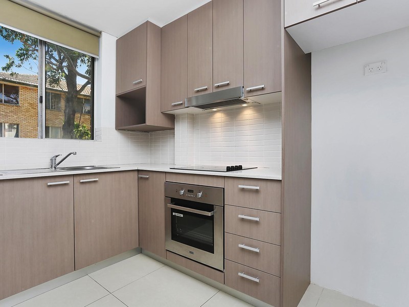 2/10 Grace Campbell Crescent, Hillsdale NSW 2036