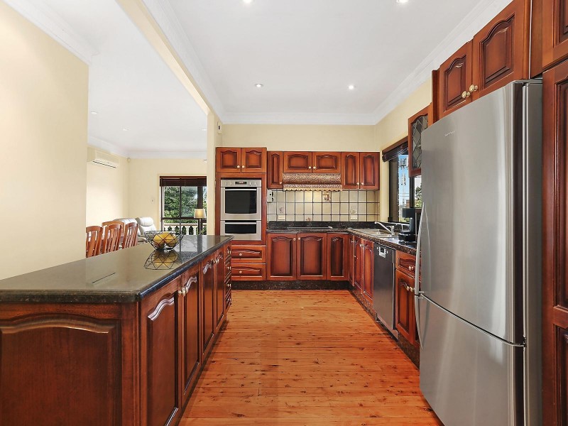 7 Wassell Street, Chifley NSW 2036