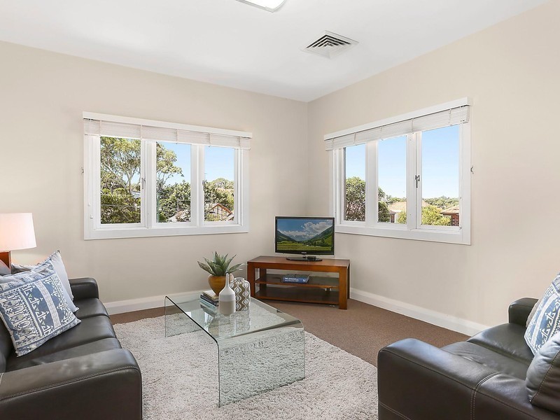 10 Hendy Avenue, South Coogee NSW 2034