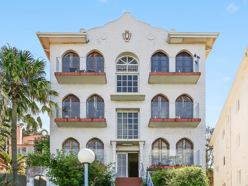 1/9 Wonderland Avenue, Tamarama NSW 2026