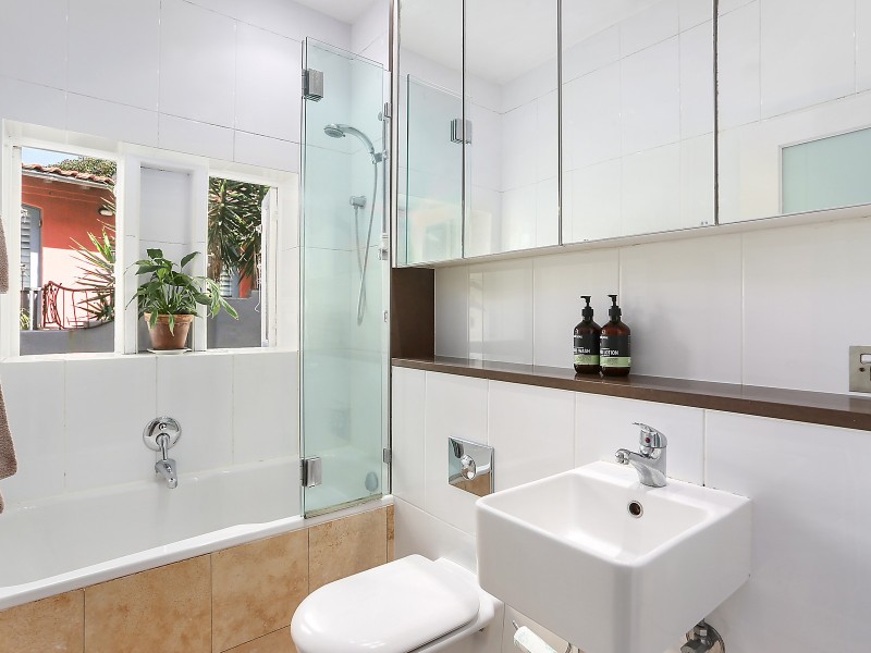 1/9 Wonderland Avenue, Tamarama NSW 2026