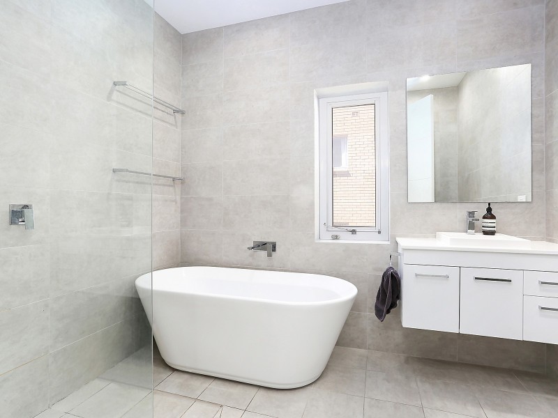 2/258 Bondi Road, Bondi NSW 2026