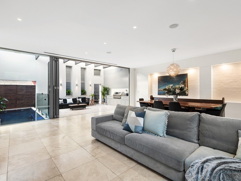 6 Daphne Street, Botany NSW 2019