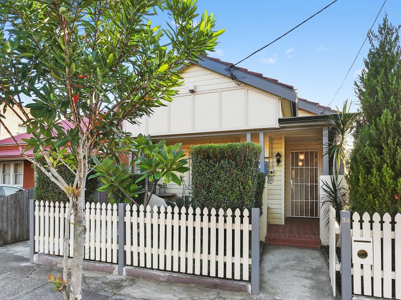 38 Middlemiss Street, Mascot NSW 2020