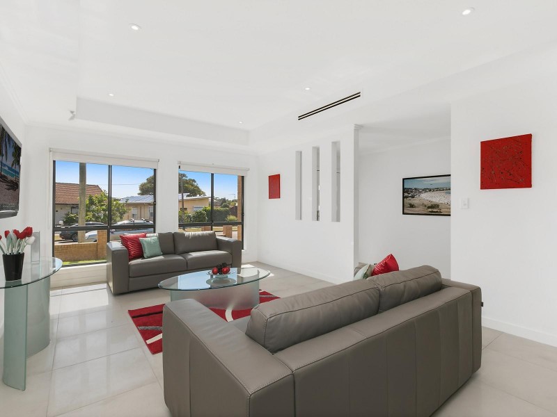 12 Mitchell Street, Chifley NSW 2036
