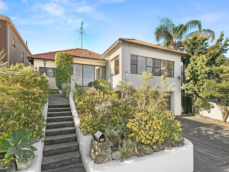 121 Oberon Street, Coogee NSW 2034