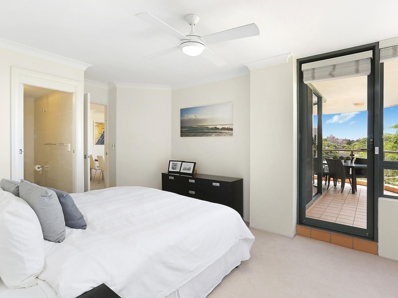 302/57 Coogee Bay Road, Randwick NSW 2031