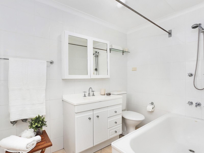 1/2 Elliot Place, Hillsdale NSW 2036