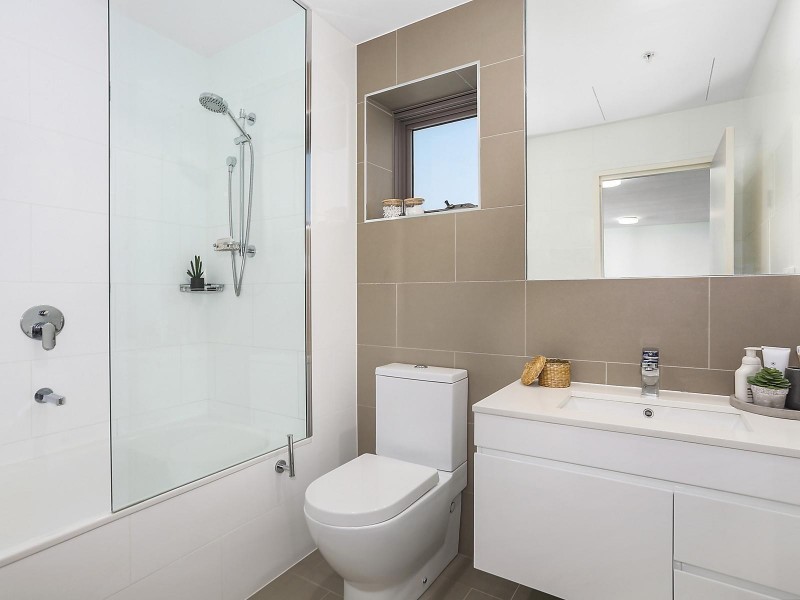 807/2 Discovery Point Place, Wolli Creek NSW 2205