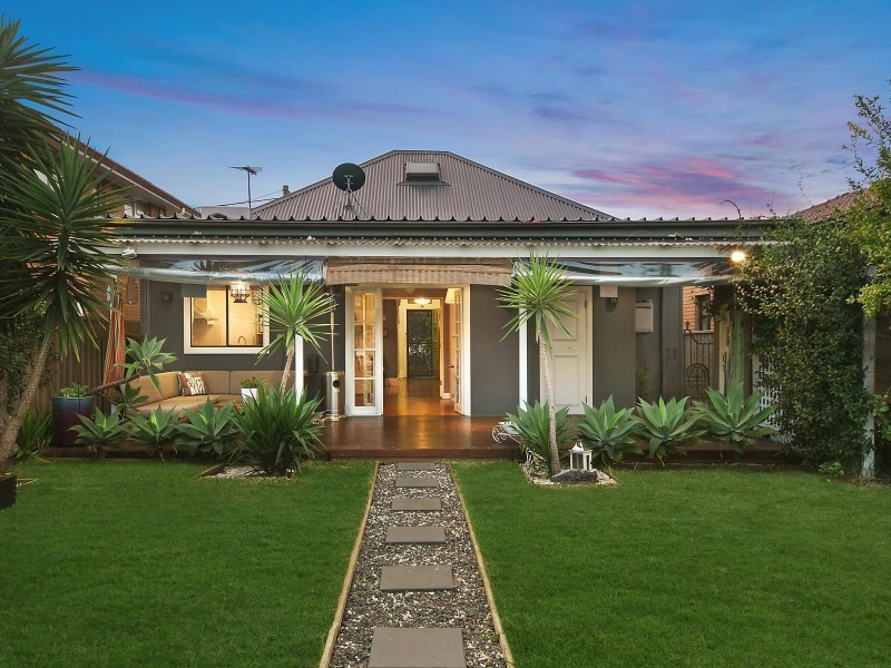 12 Rolfe Street, Rosebery NSW 2018