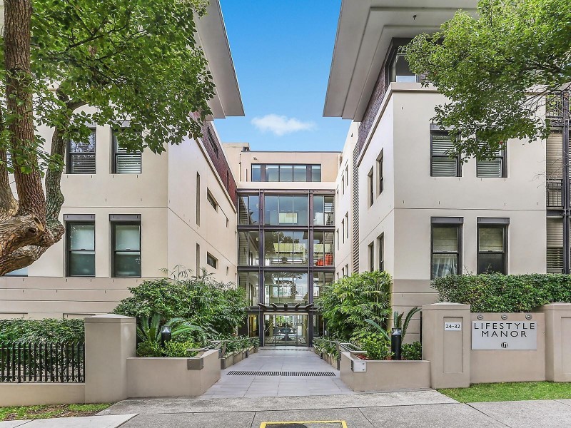 18/24 Flood Street, Bondi NSW 2026