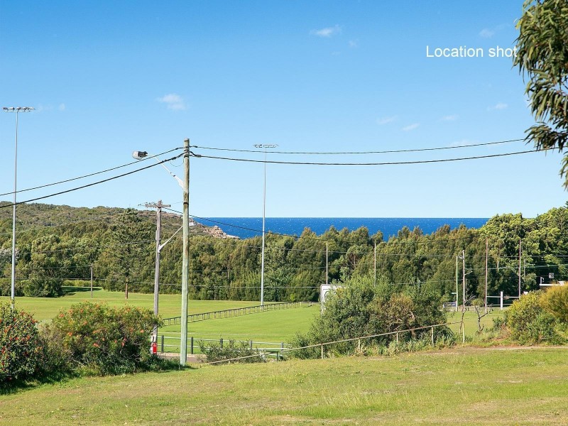 16 Warburton Street, Chifley NSW 2036