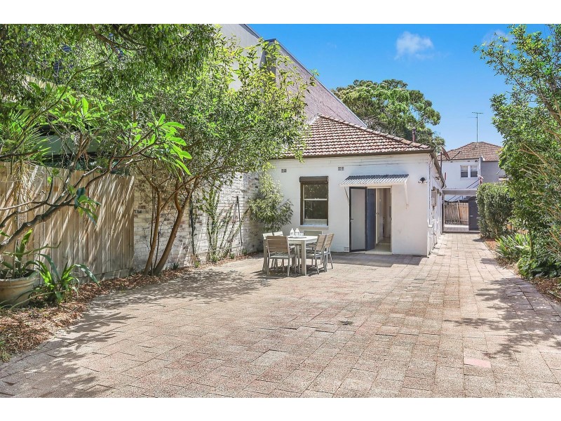 2 Smithfield Avenue, Coogee NSW 2034