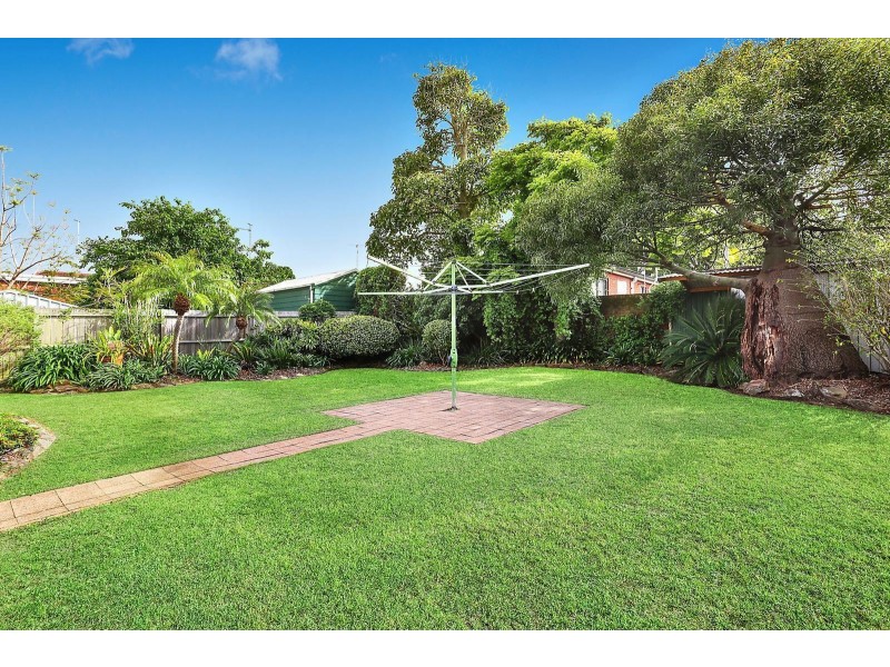 34 Brisbane Street, Chifley NSW 2036