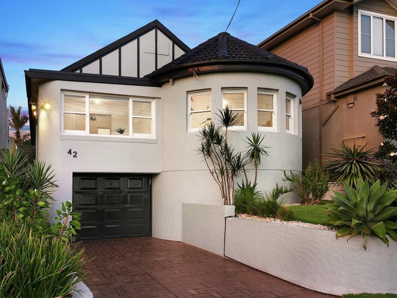42 Sackville Street, Maroubra NSW 2035 McGrath Coogee Sold