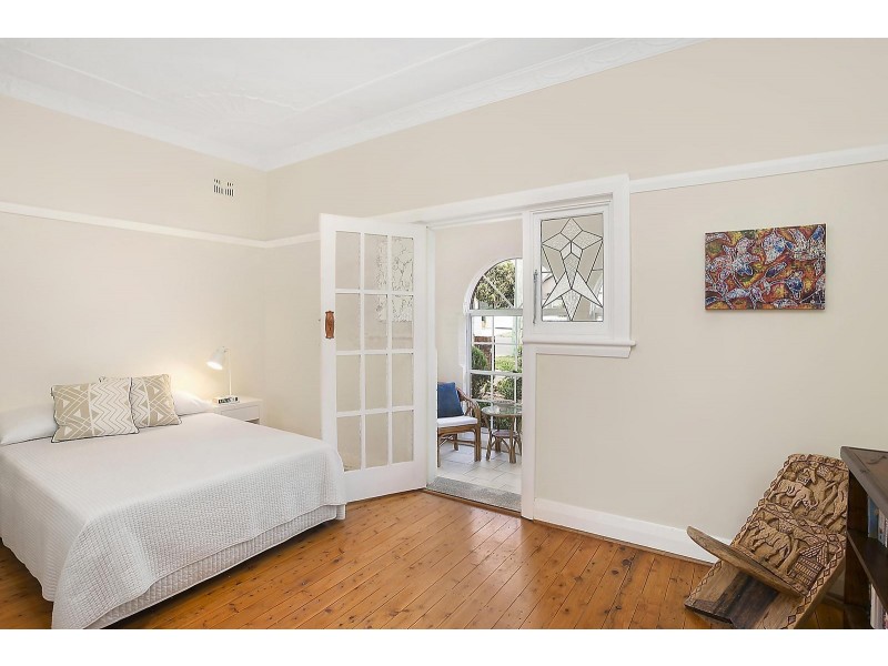 18 Hendy Avenue, South Coogee NSW 2034