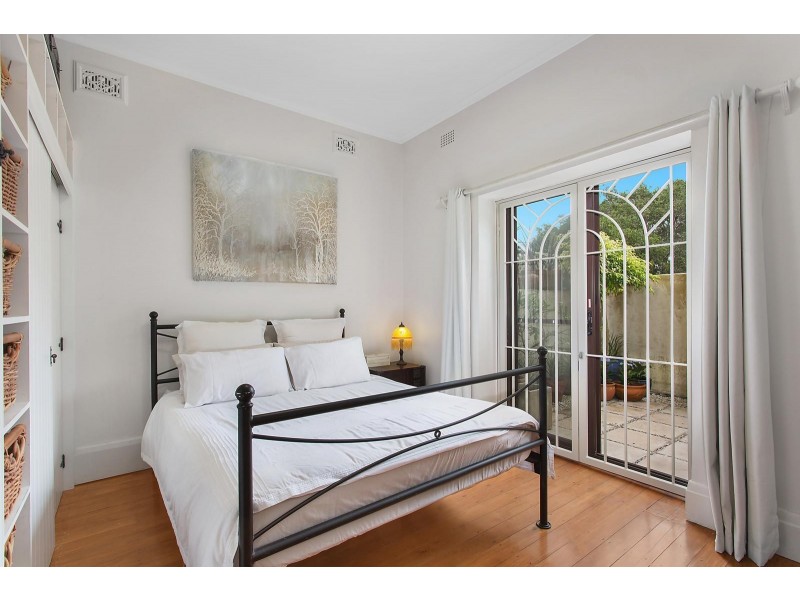 2/24 New Street, Bondi NSW 2026