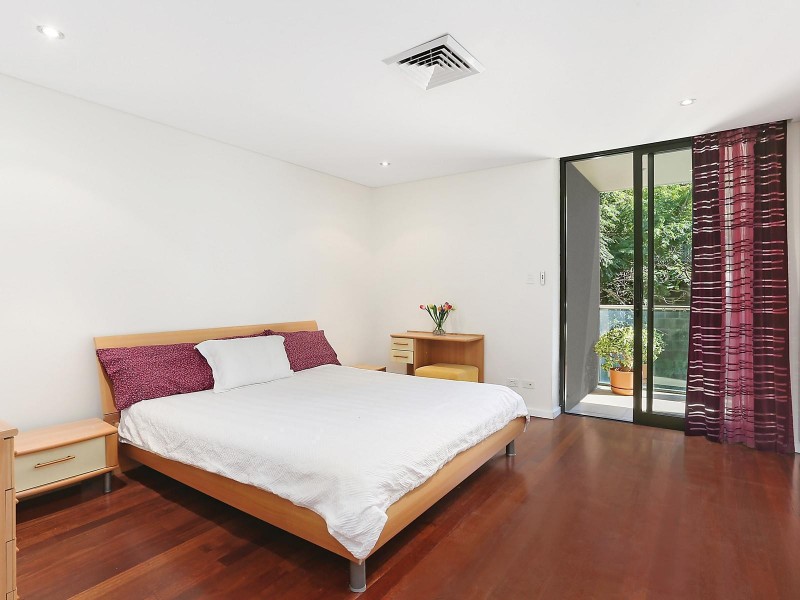 2/12 Kurrawa Avenue, Coogee NSW 2034