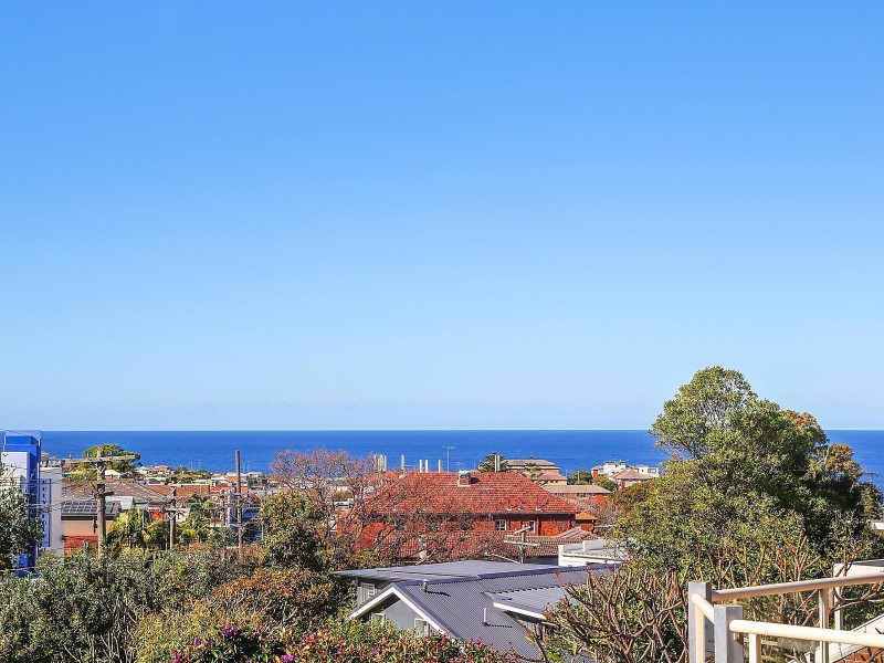 1 Brook Street, Coogee NSW 2034