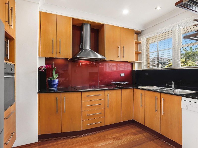 33/10 Alexander Street, Coogee NSW 2034