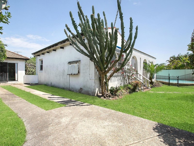 1 Canara Avenue, Phillip Bay NSW 2036