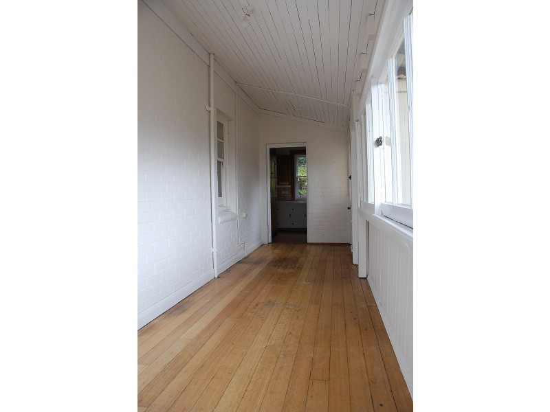 16 Bishop Street, New Town TAS 7008