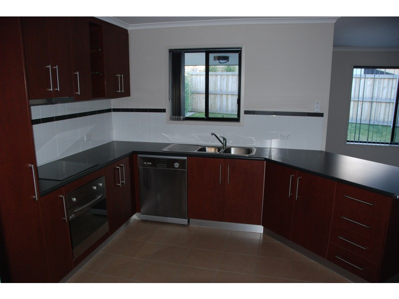 2/5 Honeyeater Court, Kingston TAS 7050