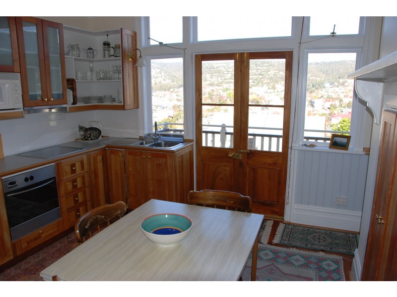 1/16 St Georges  Terrace, Battery Point TAS 7004