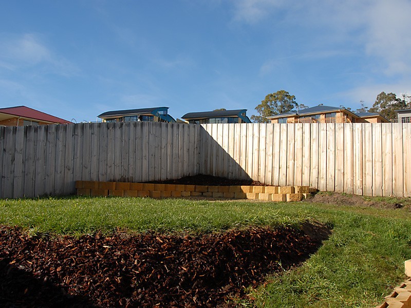 2/57 Baynton Street, Kingston TAS 7050
